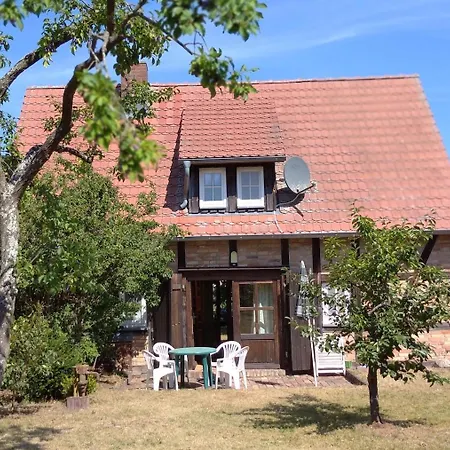 Süßes Haus Am Haff * Grambin
